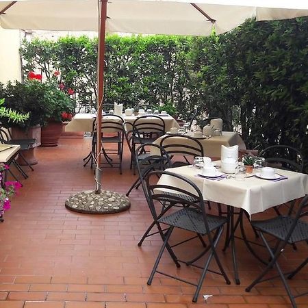 Camere Zimmer Rooms San Francesco Buti Buitenkant foto