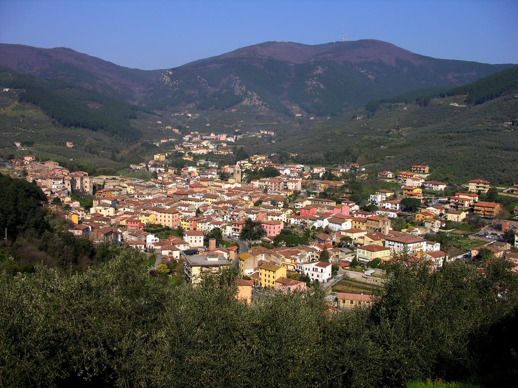 Camere Zimmer Rooms San Francesco Buti Buitenkant foto