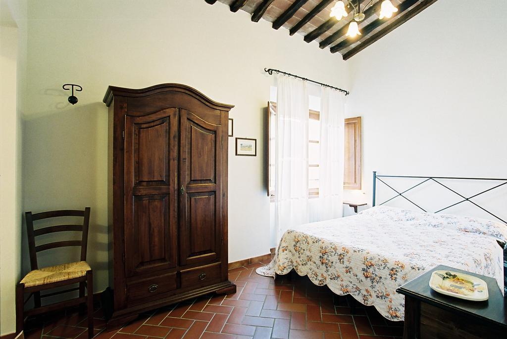 Camere Zimmer Rooms San Francesco Buti Buitenkant foto